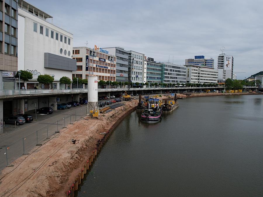 Soll das Projekt "Stadtmitte am Fluss" in Saarbrücken trotz leerer Kassen weiter verfolgt und verwirklicht werden?