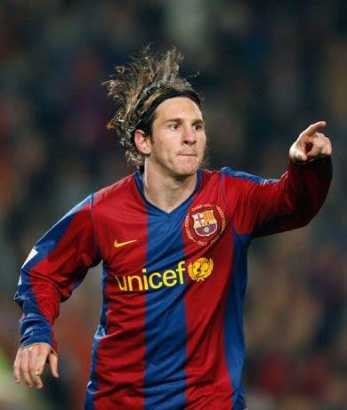 Ist Messi zurecht zum dritten mal hintereinander Weltfußballer des Jahres ?