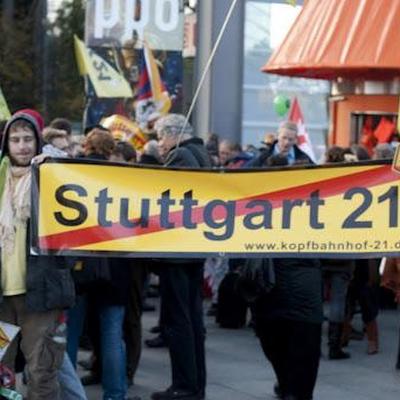 Warum respektieren die Stuttgart-21-Gegner demokratische Entscheidungen nicht und lassen das Demonstrieren sein?