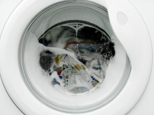 Wie behandelt Ihr eure Flecken in der Wäsche?
