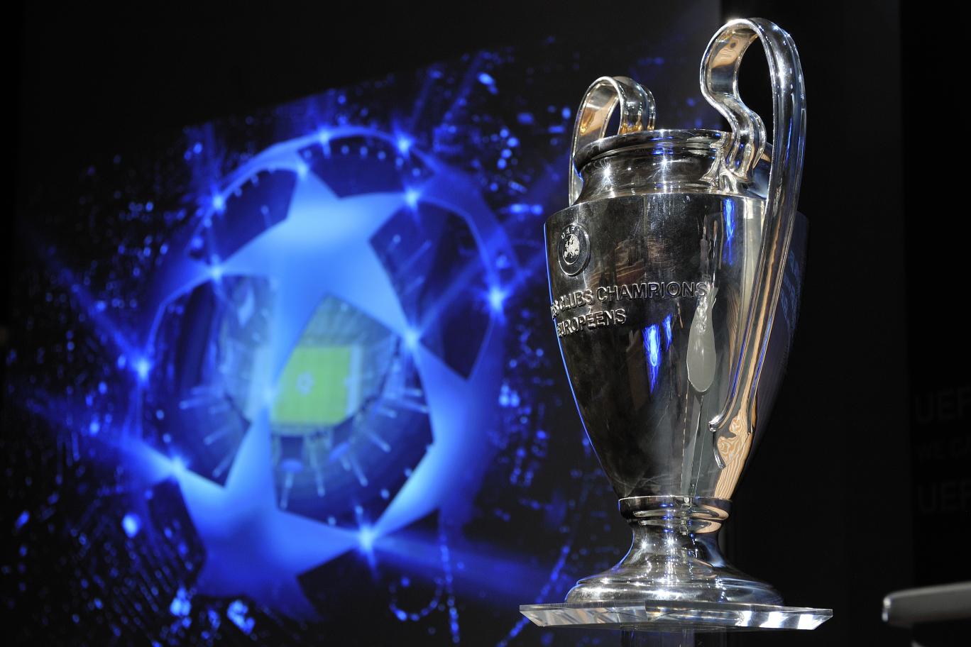 TOP 16 // DUELL 1: UEFA Champions League 2015/16
