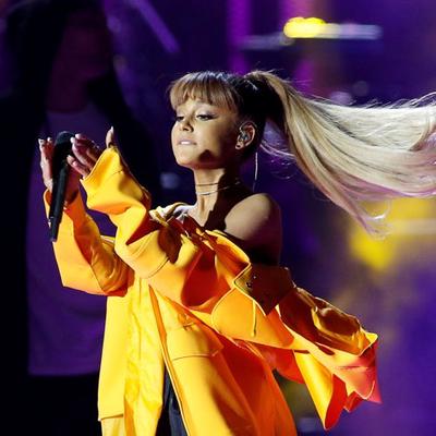 BOMBENANSCHLAG: Konzert von Ariana Grande wird von Bombenanschlag unterbrochen!